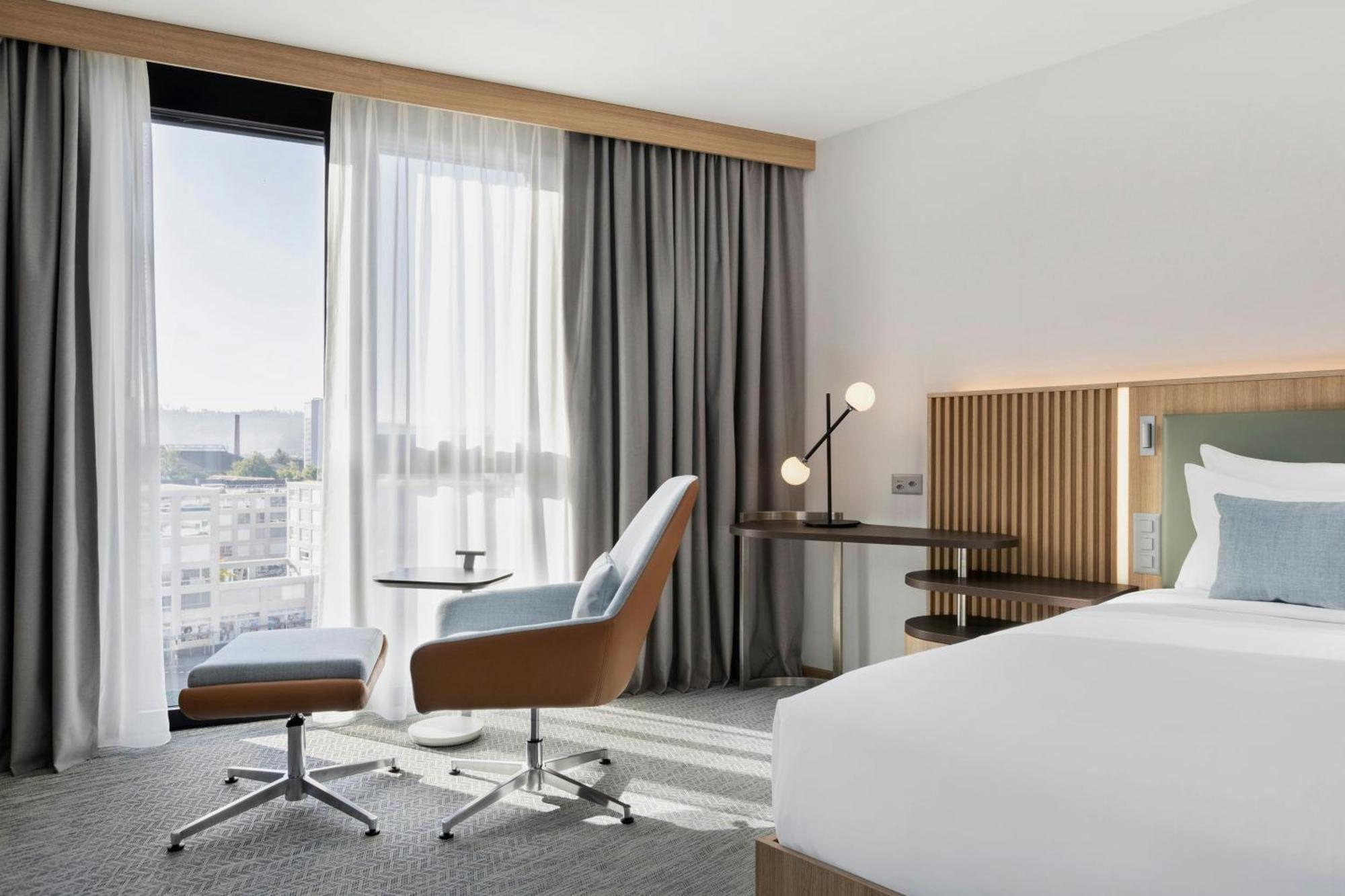 Hotel Courtyard By Marriott Biel Bienne Exterior foto